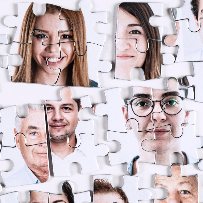 visages en puzzle